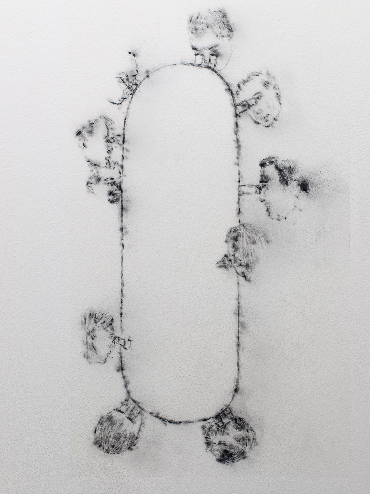 »Search«, 2012, wall drawing, onblown graphite dust, spray laquer, 60 x 36 cm