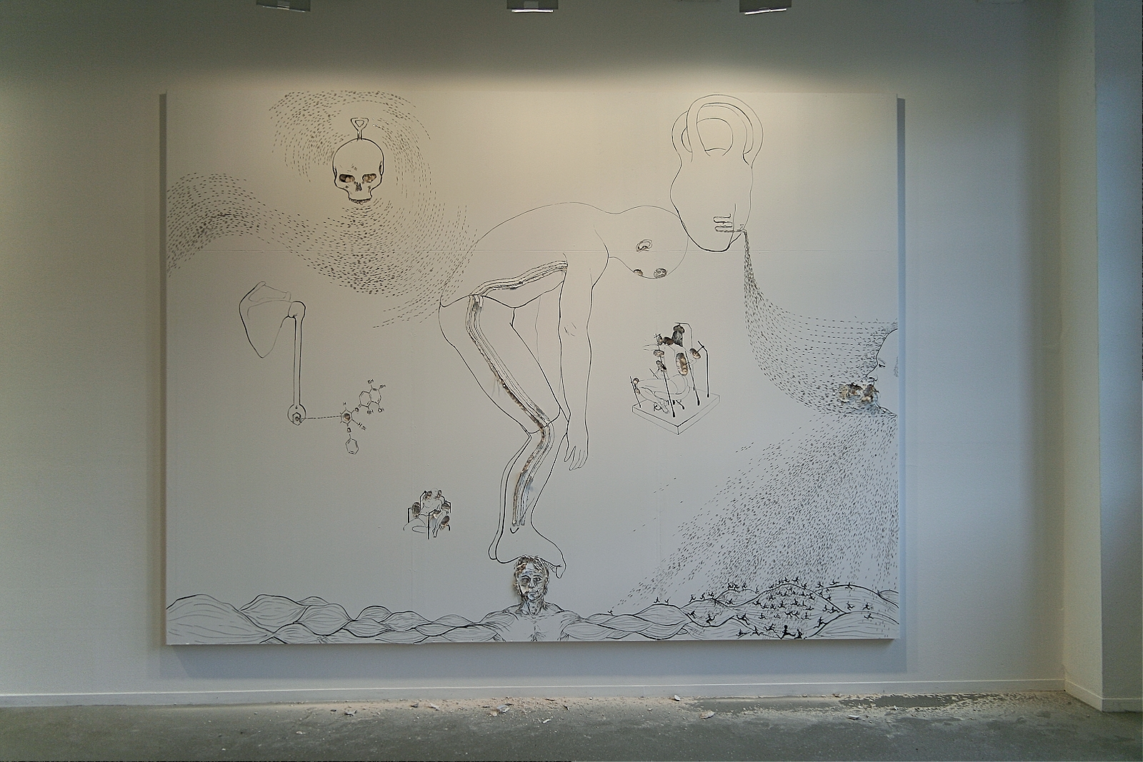 „Wellness“ , 2009 , wall drawing , staples, ink on Rigips ,  400 x 300 x 5 cm 