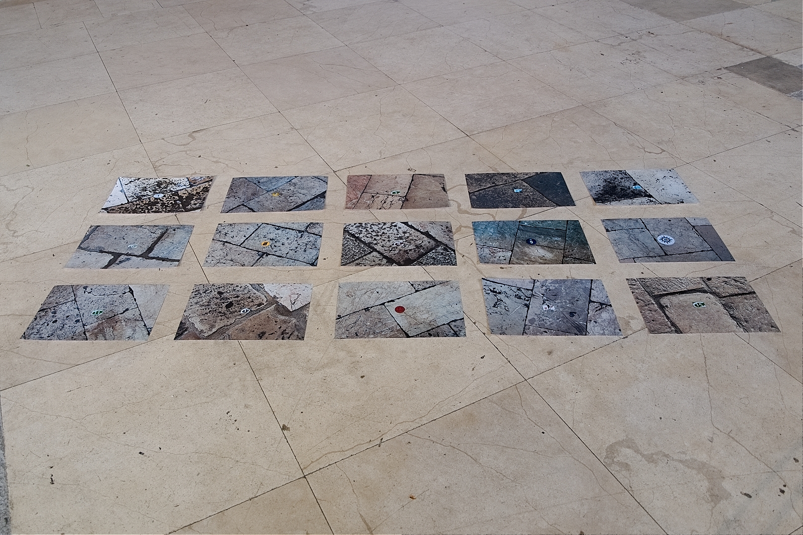 Photo installation, 2010, 15 c-prints, appr. 170 x 80 cm