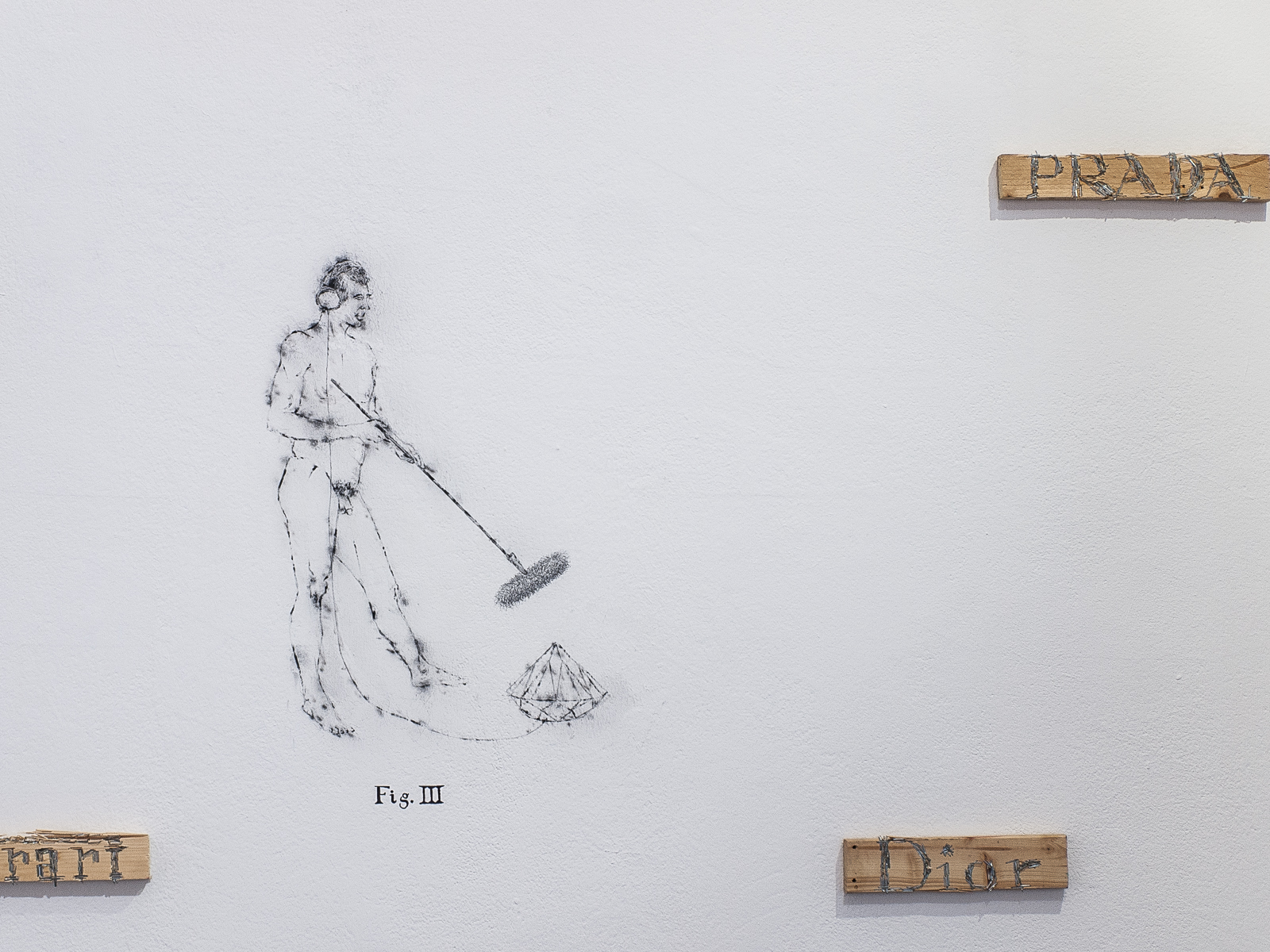 »Exploring the fetish character«, wall drawing, onblown graphite dust, spray laquer, appr. 55 x 35 cm

